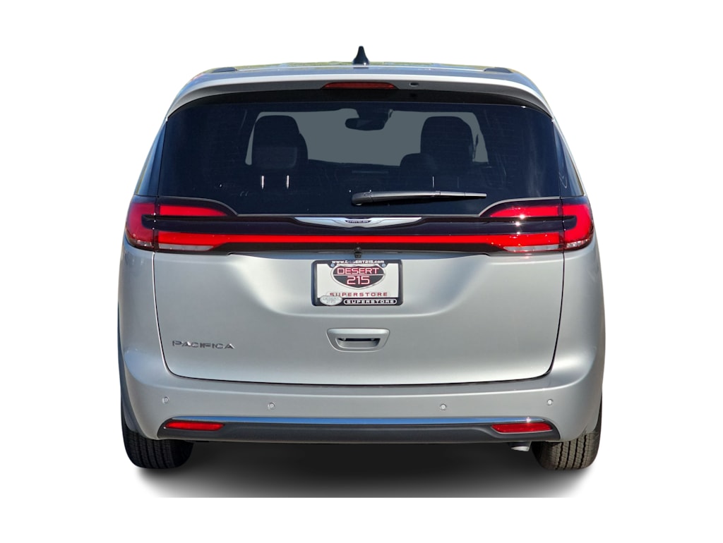 Thumbnail: 2026 Chrysler Pacifica - 5