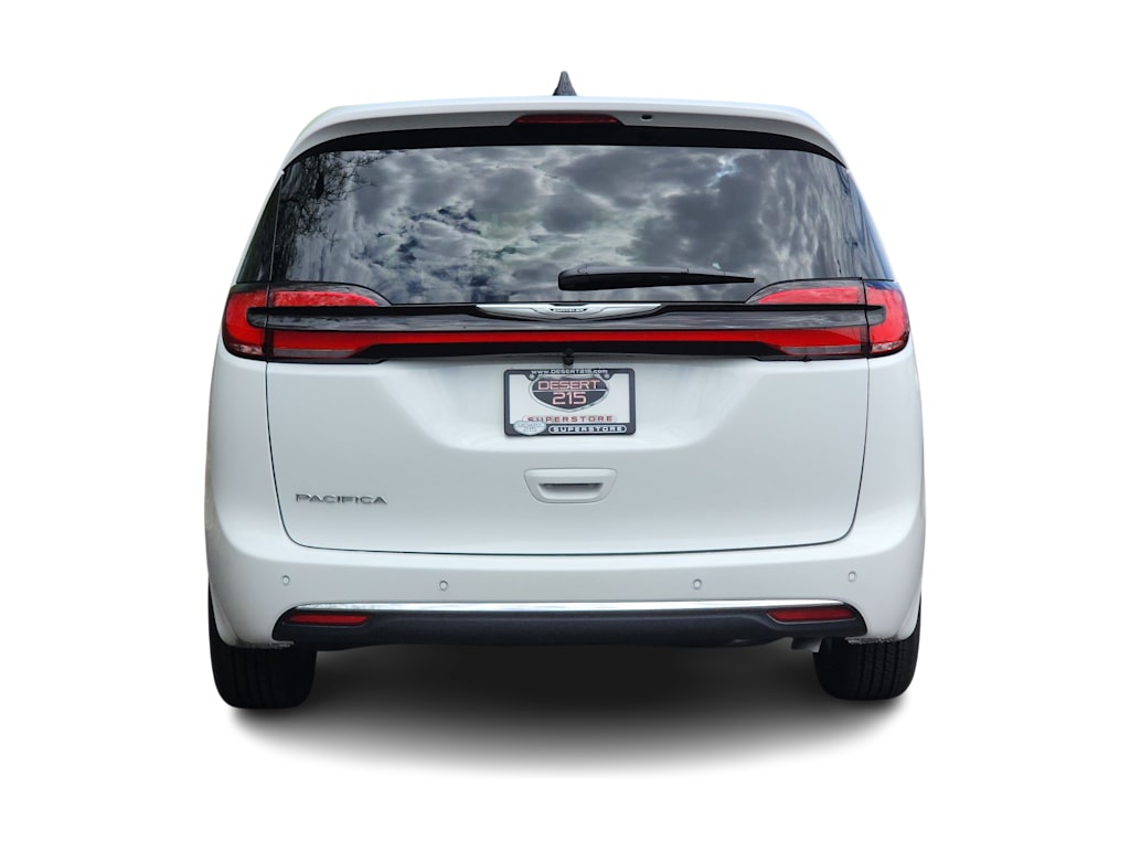 Thumbnail: 2026 Chrysler Pacifica - 5