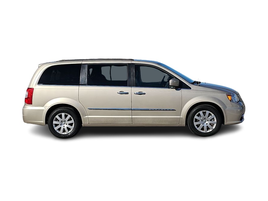 2016 Chrysler Town & Country Touring 20