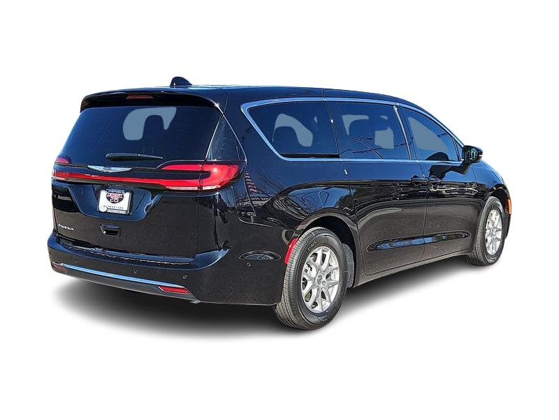Thumbnail: 2025 Chrysler Pacifica - 21