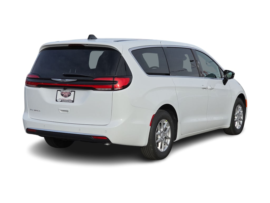 Thumbnail: 2026 Chrysler Pacifica - 21