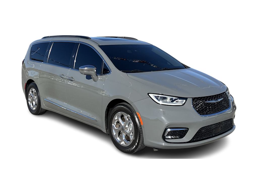 Thumbnail: 2022 Chrysler Pacifica - 18