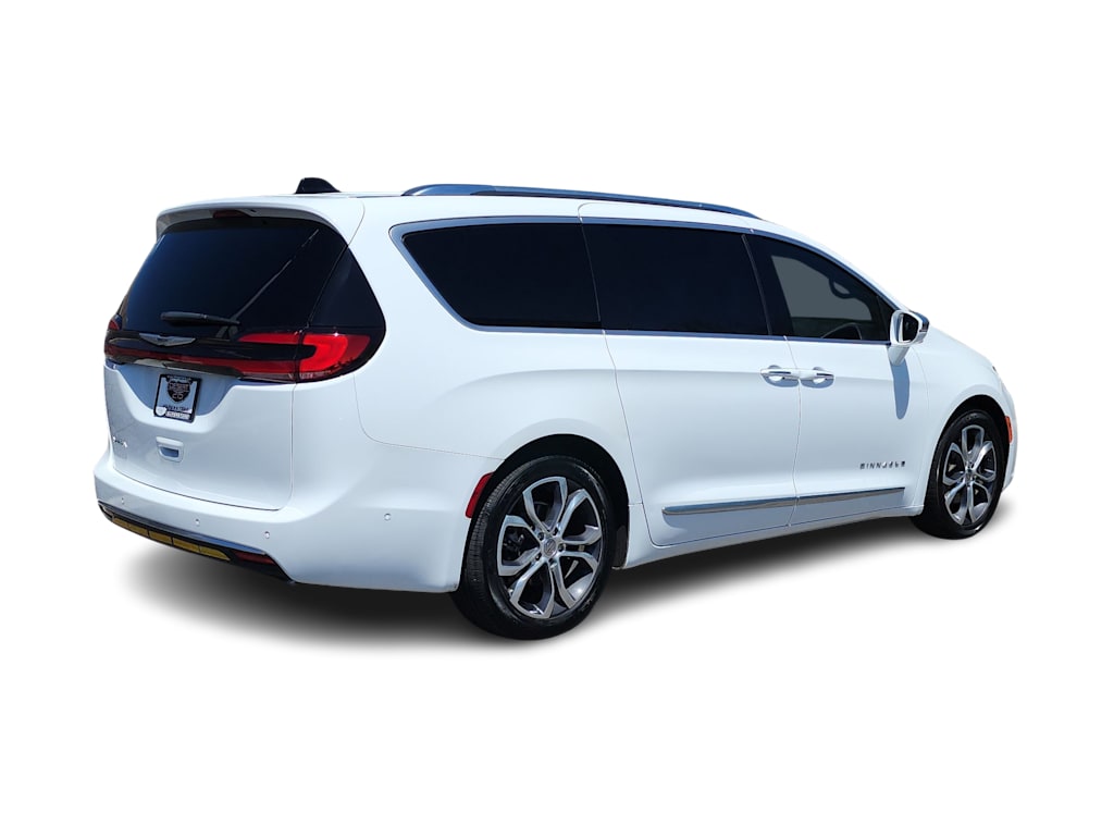 Thumbnail: 2024 Chrysler Pacifica - 20