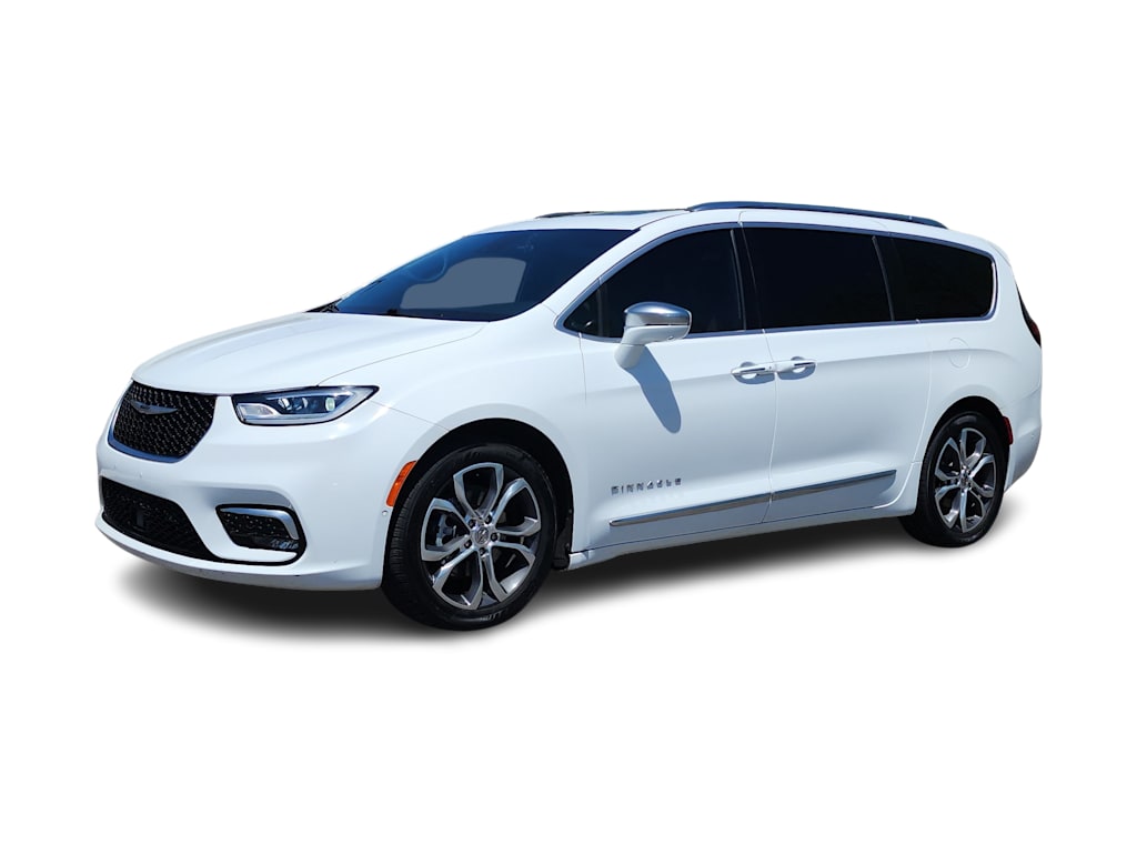 Thumbnail: 2024 Chrysler Pacifica - 3