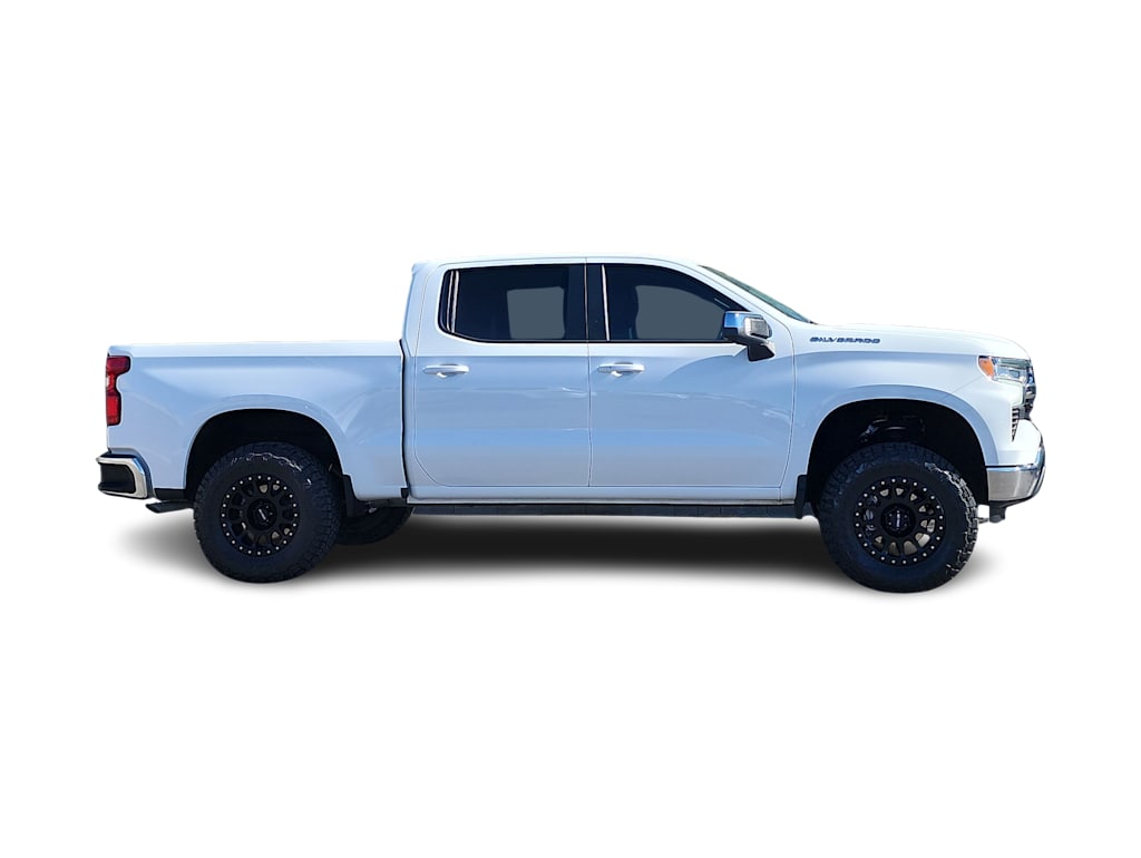 Thumbnail: 2023 Chevrolet Silverado 1500 - 21