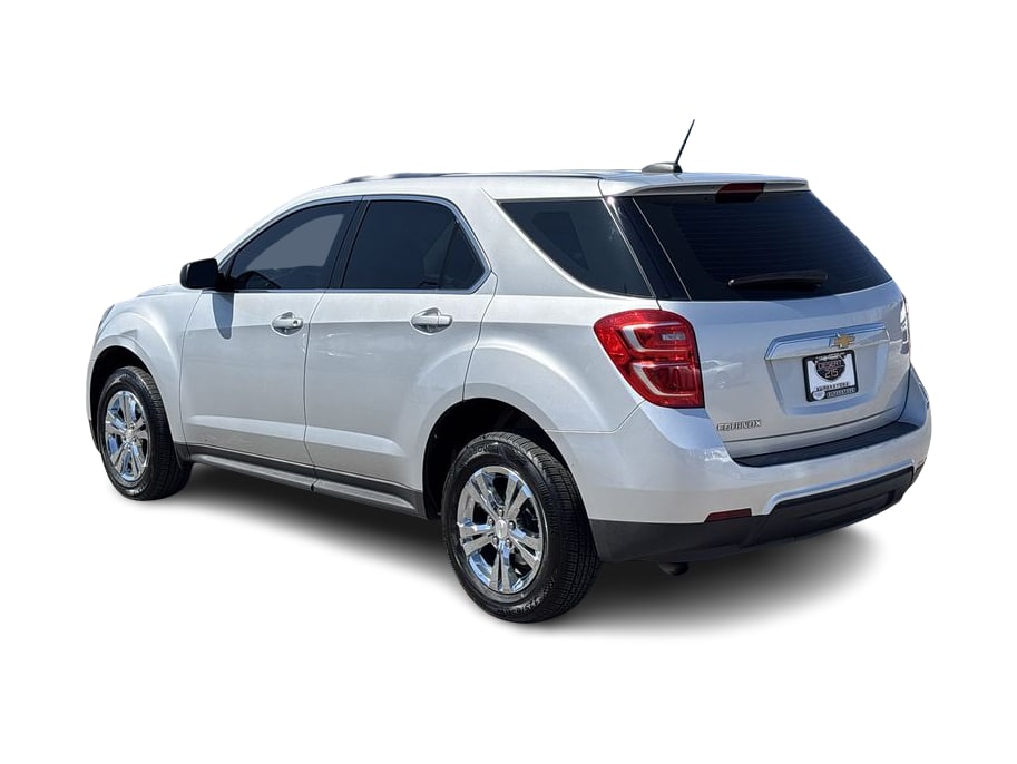 Thumbnail: 2017 Chevrolet Equinox - 4