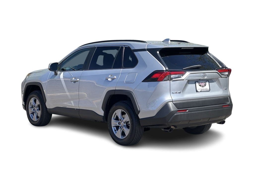 Thumbnail: 2022 Toyota RAV4 - 4