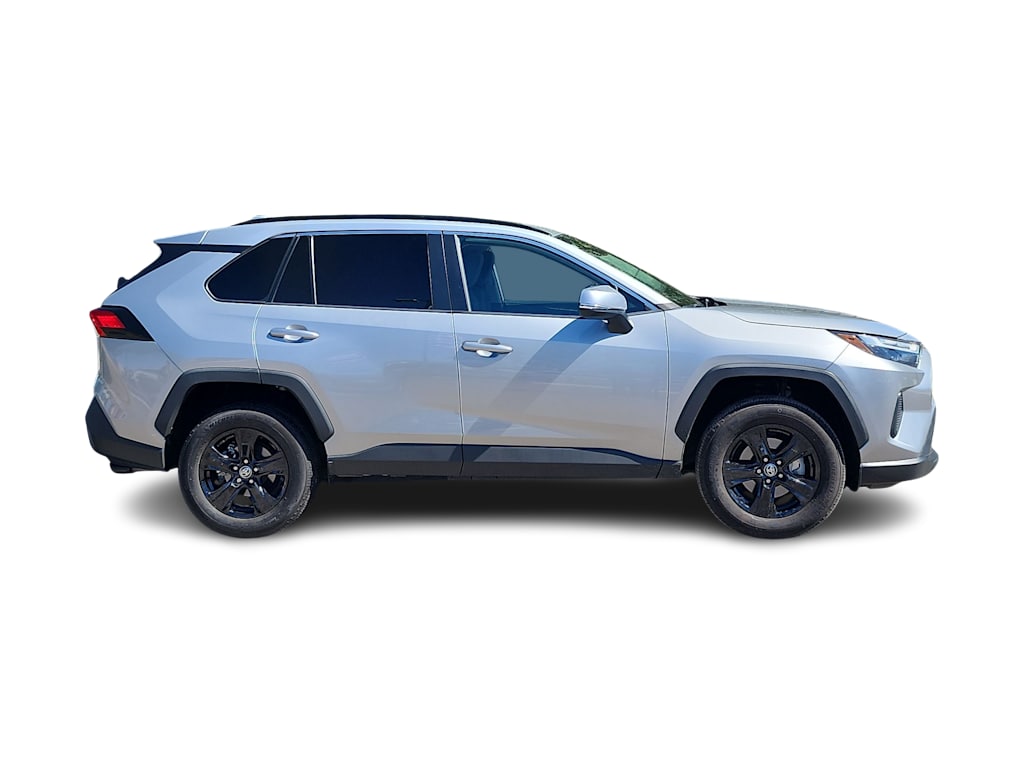 Thumbnail: 2022 Toyota RAV4 - 23