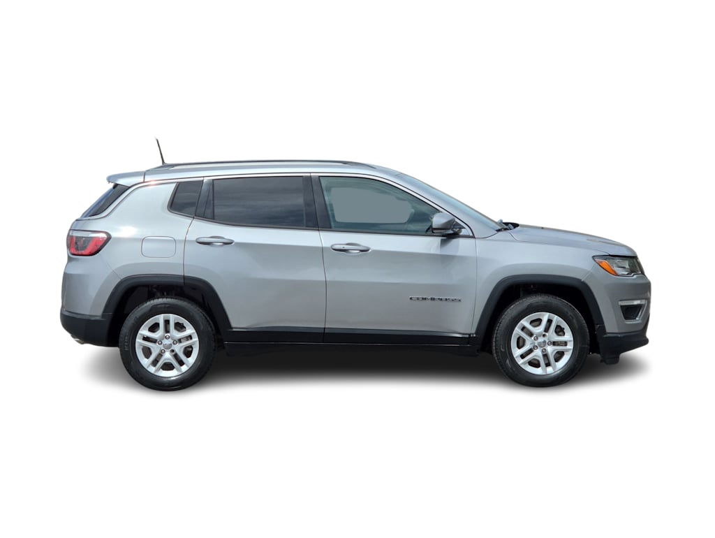 Thumbnail: 2019 Jeep Compass - 23