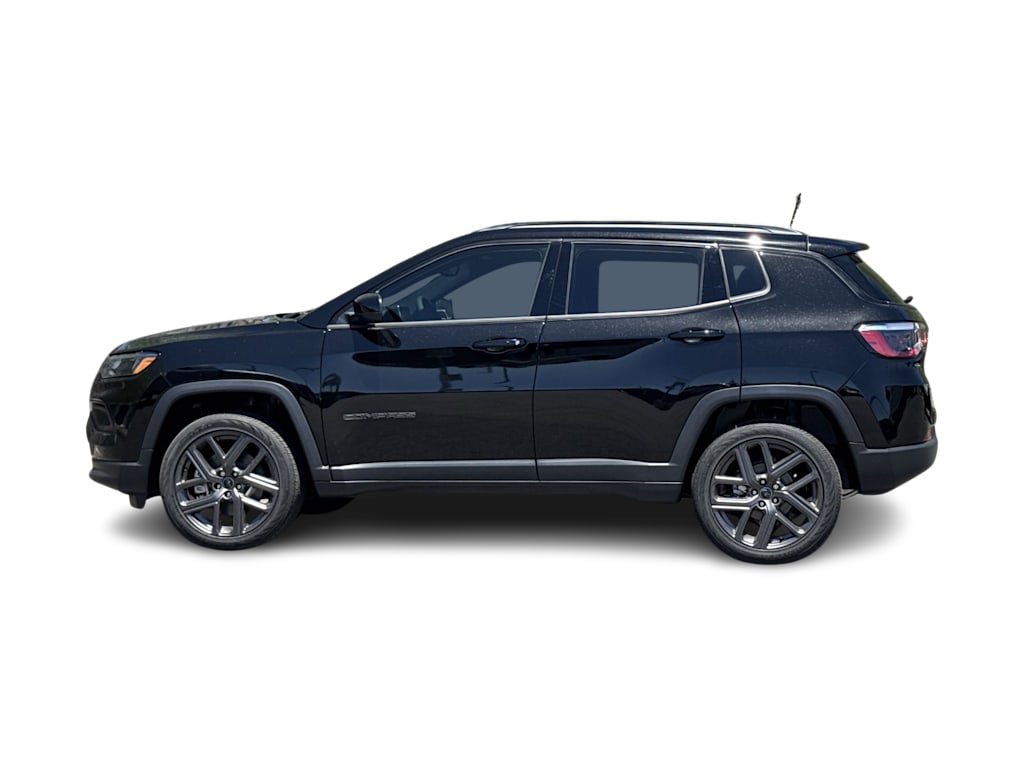 Thumbnail: 2026 Jeep Compass - 3