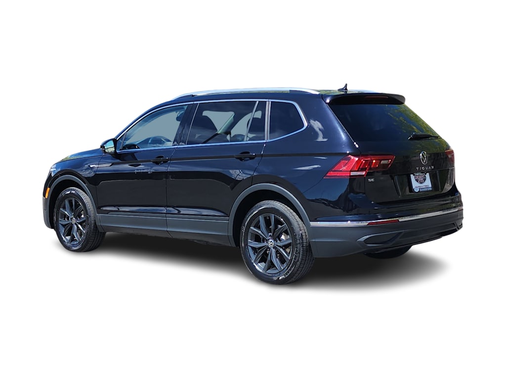 Thumbnail: 2024 Volkswagen Tiguan - 4
