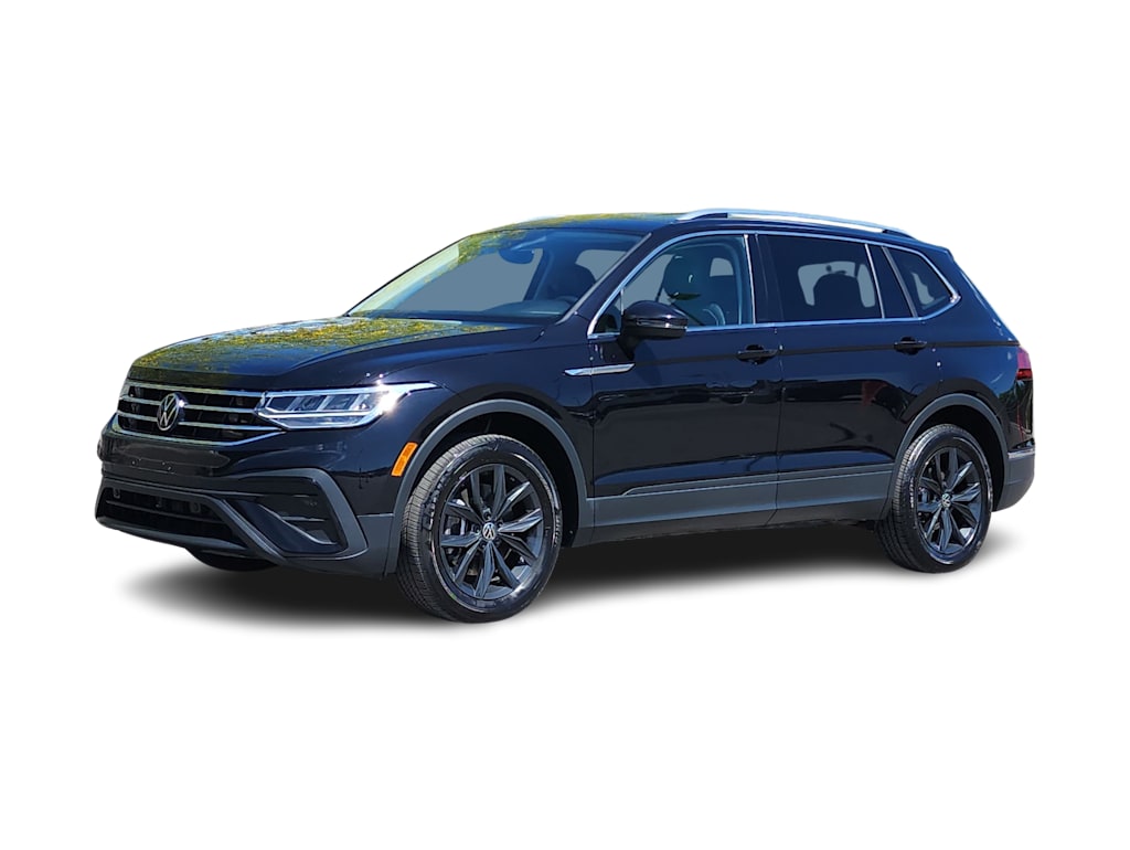 Thumbnail: 2024 Volkswagen Tiguan - 3