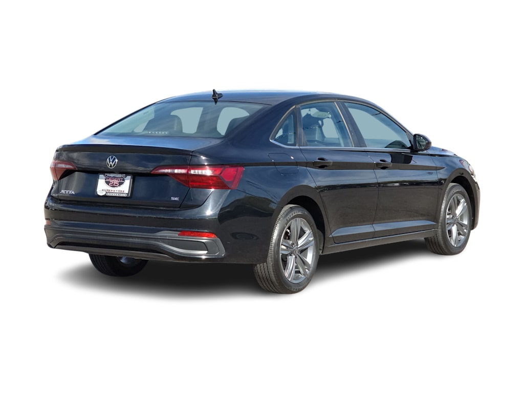 Thumbnail: 2024 Volkswagen Jetta - 21