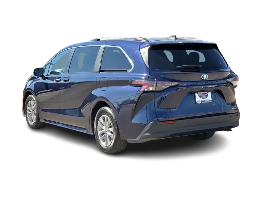 2023 Toyota Sienna XLE 4