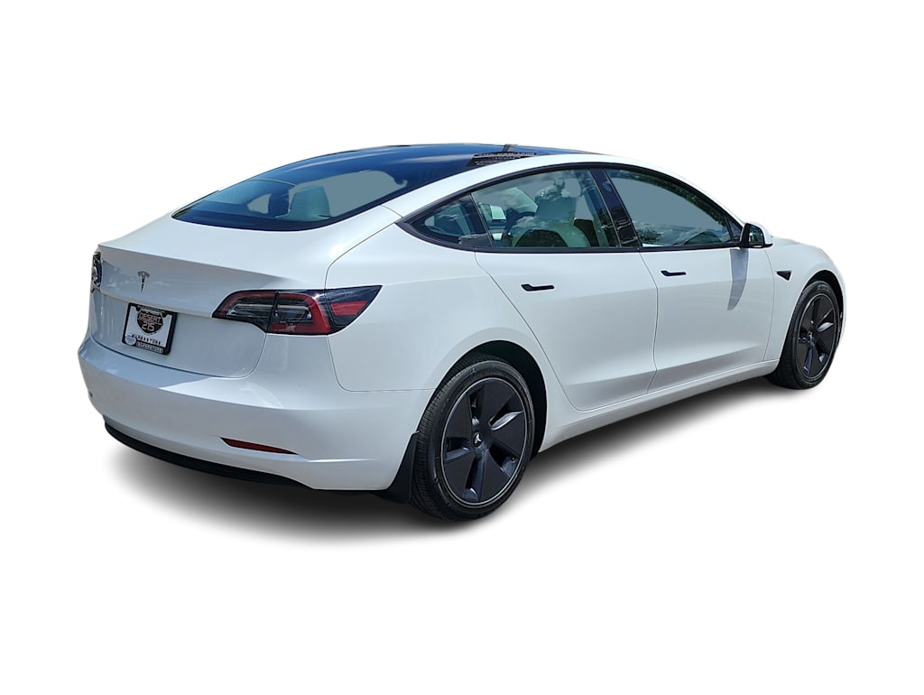 Thumbnail: 2023 Tesla Model 3 - 19