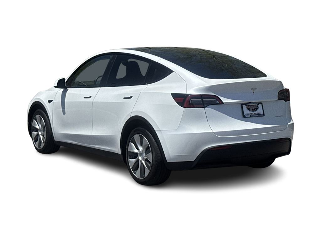 Thumbnail: 2023 Tesla Model Y - 4