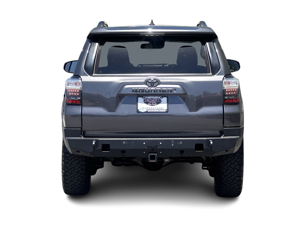 Thumbnail: 2020 Toyota 4Runner - 5