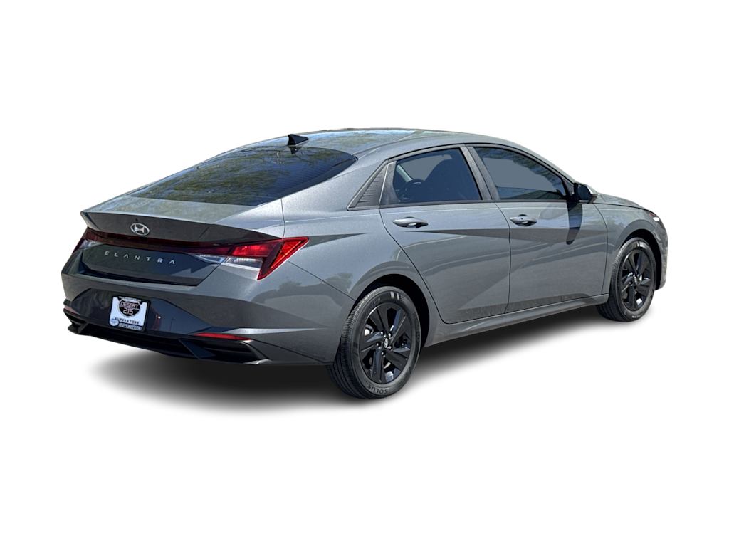 Thumbnail: 2023 Hyundai Elantra - 21