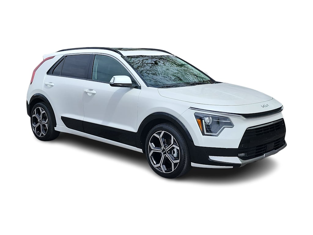 Thumbnail: 2023 Kia Niro - 18