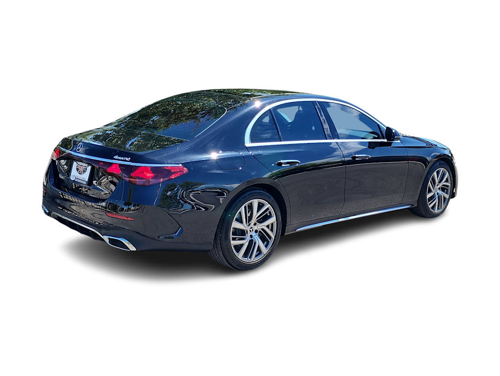 Thumbnail: 2024 Mercedes-Benz E-Class - 21