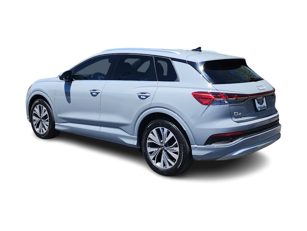 Thumbnail: 2023 Audi Q4 e-tron - 4