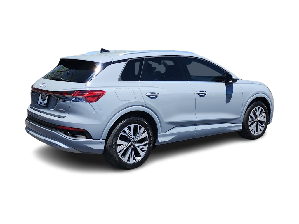 Thumbnail: 2023 Audi Q4 e-tron - 22