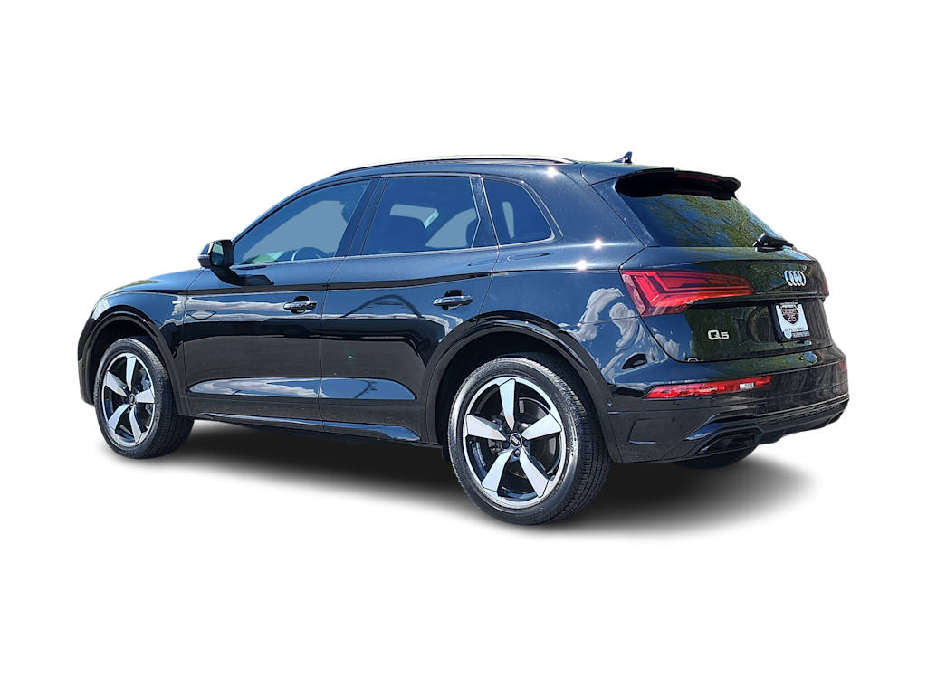 Thumbnail: 2023 Audi Q5 - 4
