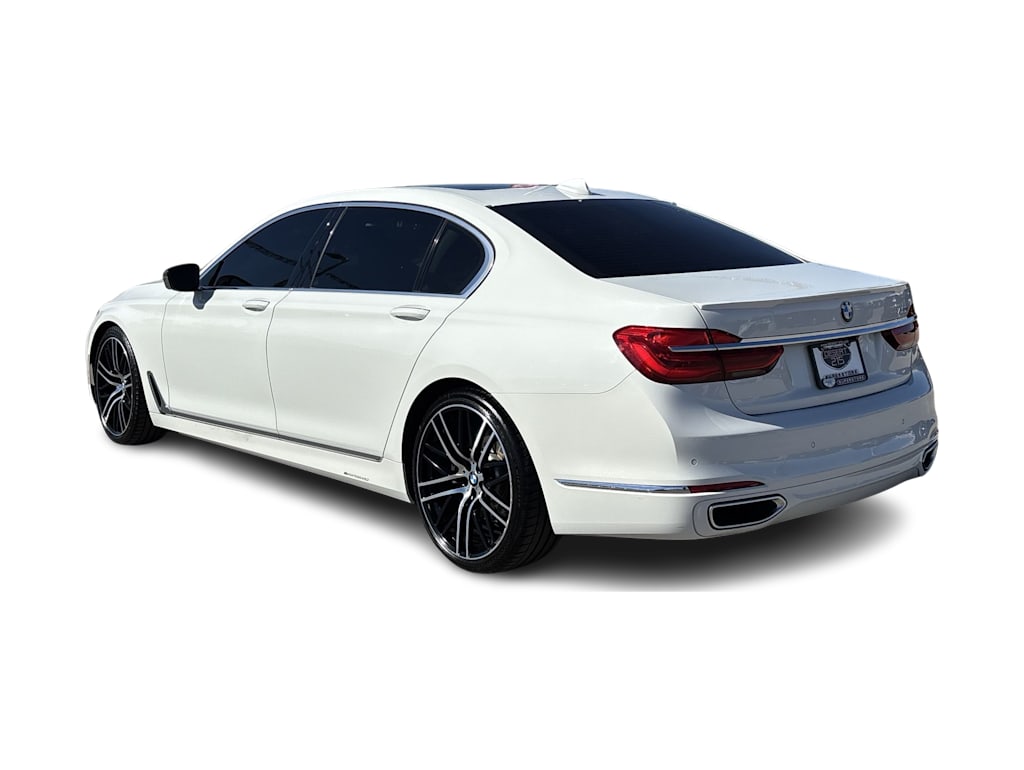 Thumbnail: 2018 BMW 7 Series - 4