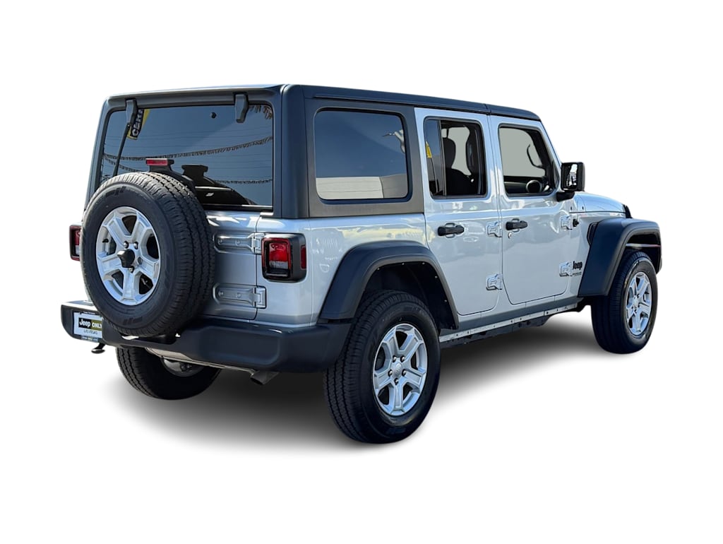 Thumbnail: 2022 Jeep Wrangler - 20