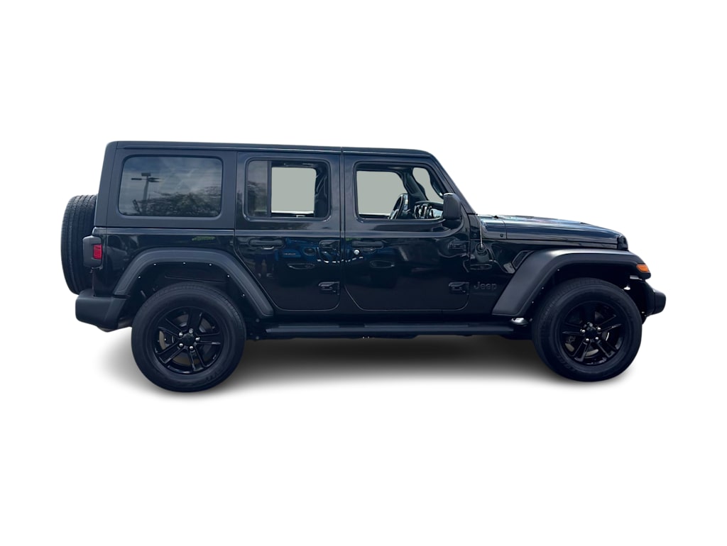 Thumbnail: 2022 Jeep Wrangler - 19