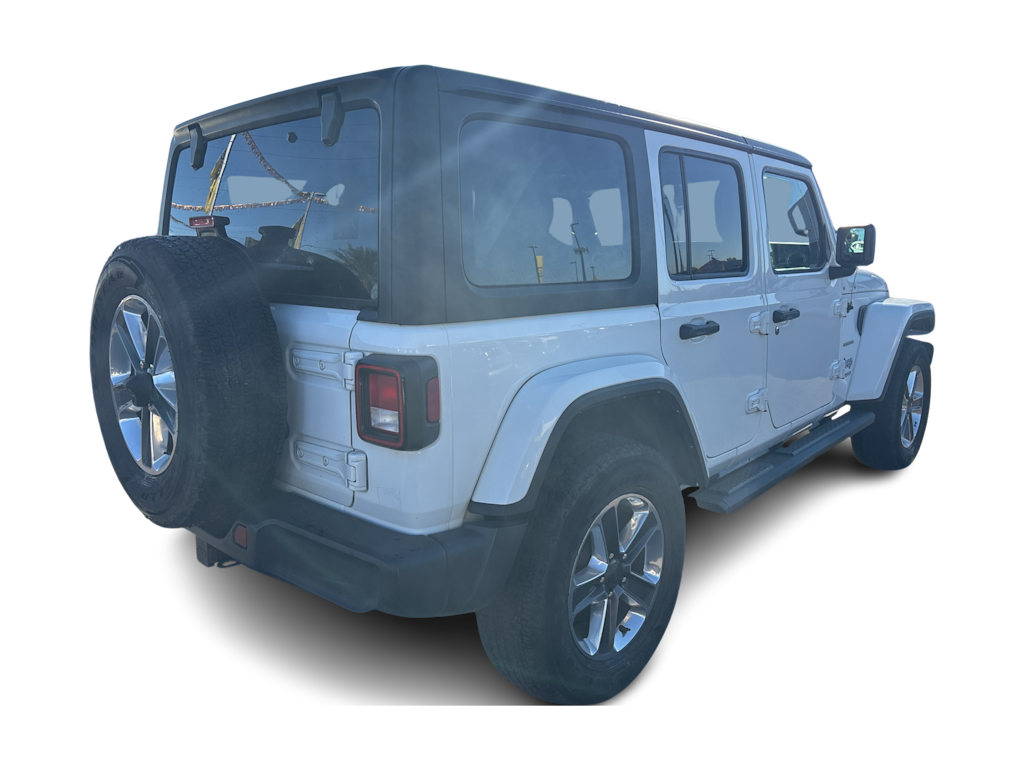 Thumbnail: 2022 Jeep Wrangler - 16