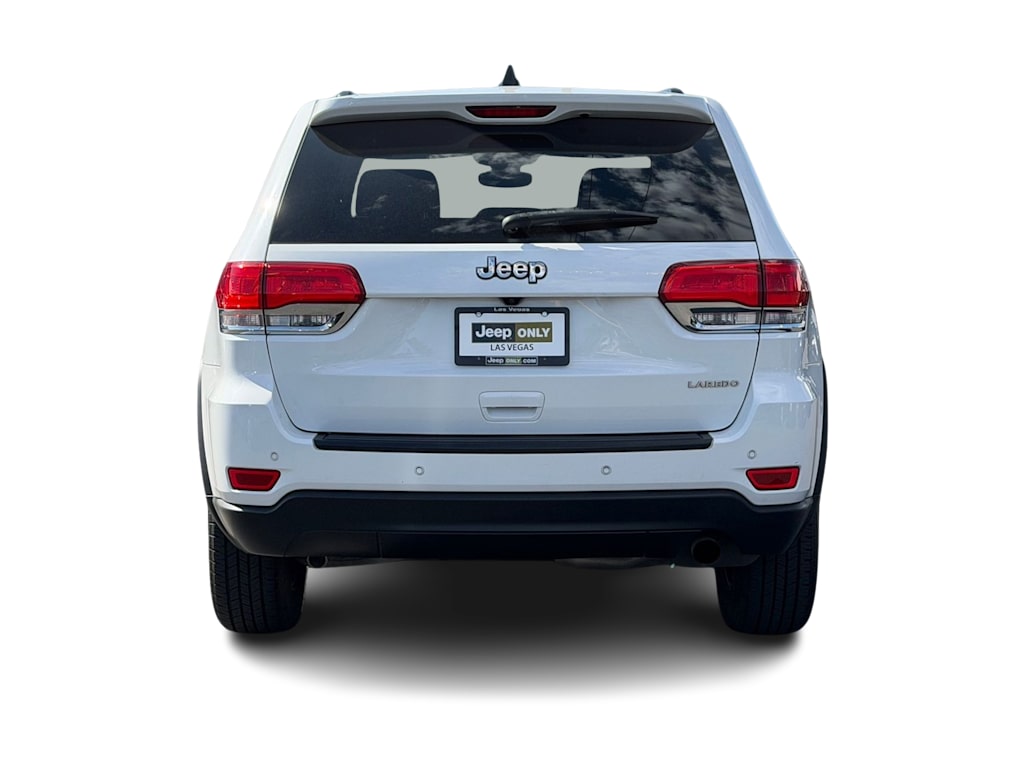 Thumbnail: 2017 Jeep Grand Cherokee - 5