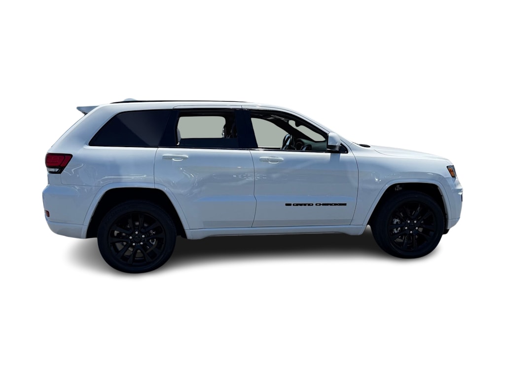 Thumbnail: 2022 Jeep Grand Cherokee - 20