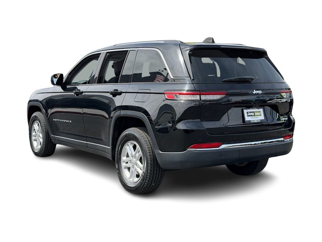 Thumbnail: 2023 Jeep Grand Cherokee - 4