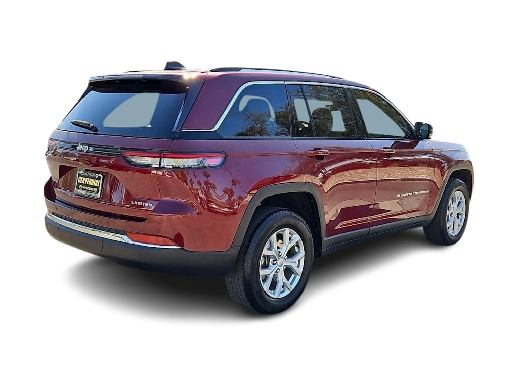 Thumbnail: 2023 Jeep Grand Cherokee - 22