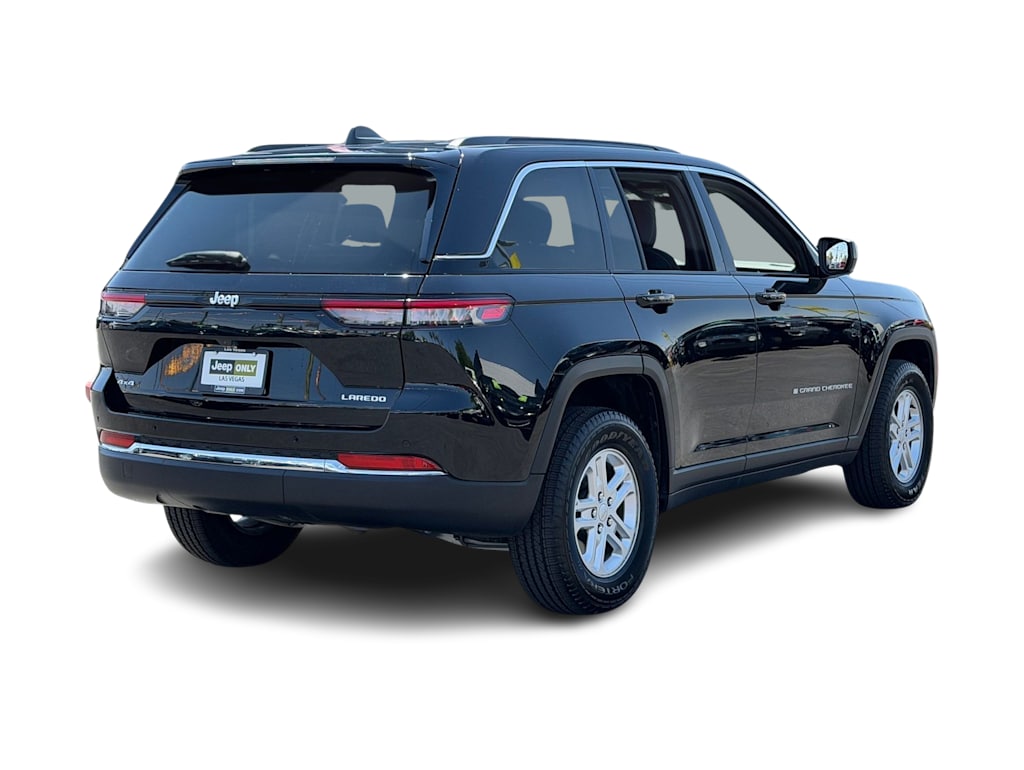 Thumbnail: 2024 Jeep Grand Cherokee - 18
