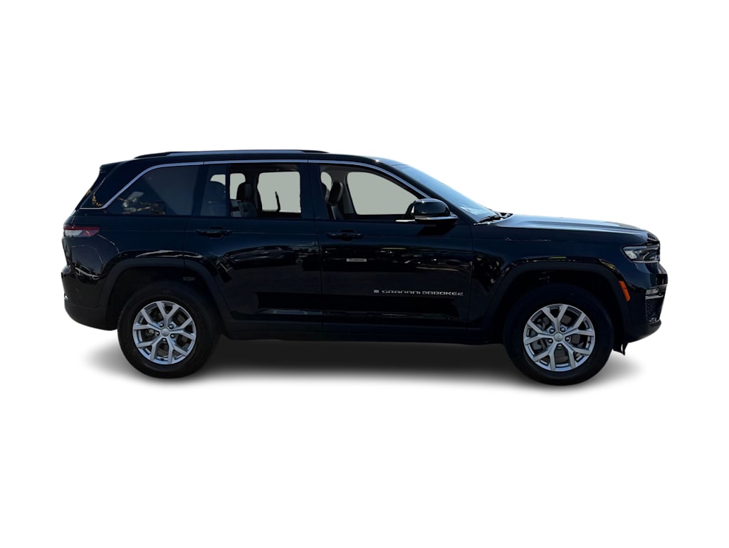 Thumbnail: 2023 Jeep Grand Cherokee - 20