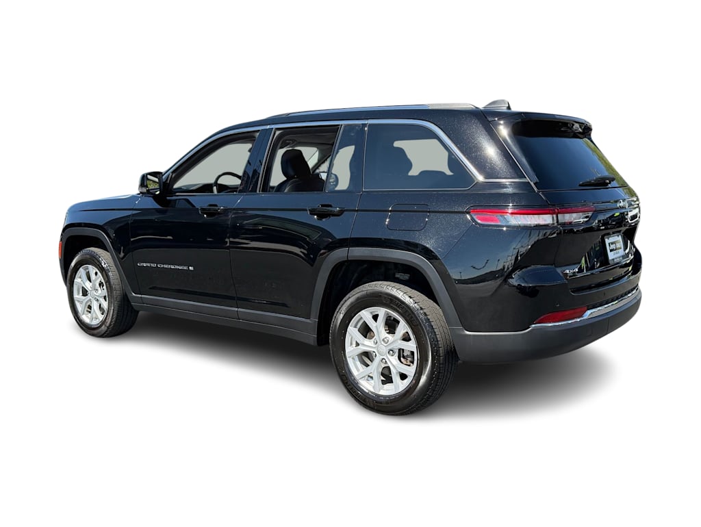 Thumbnail: 2023 Jeep Grand Cherokee - 4