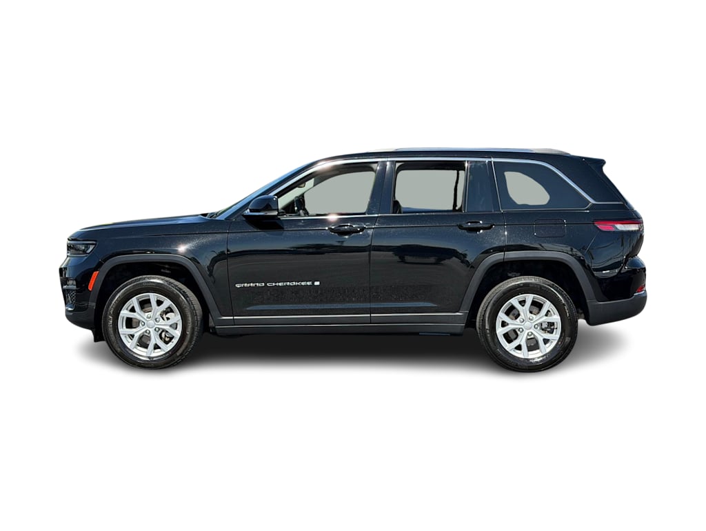 Thumbnail: 2023 Jeep Grand Cherokee - 3