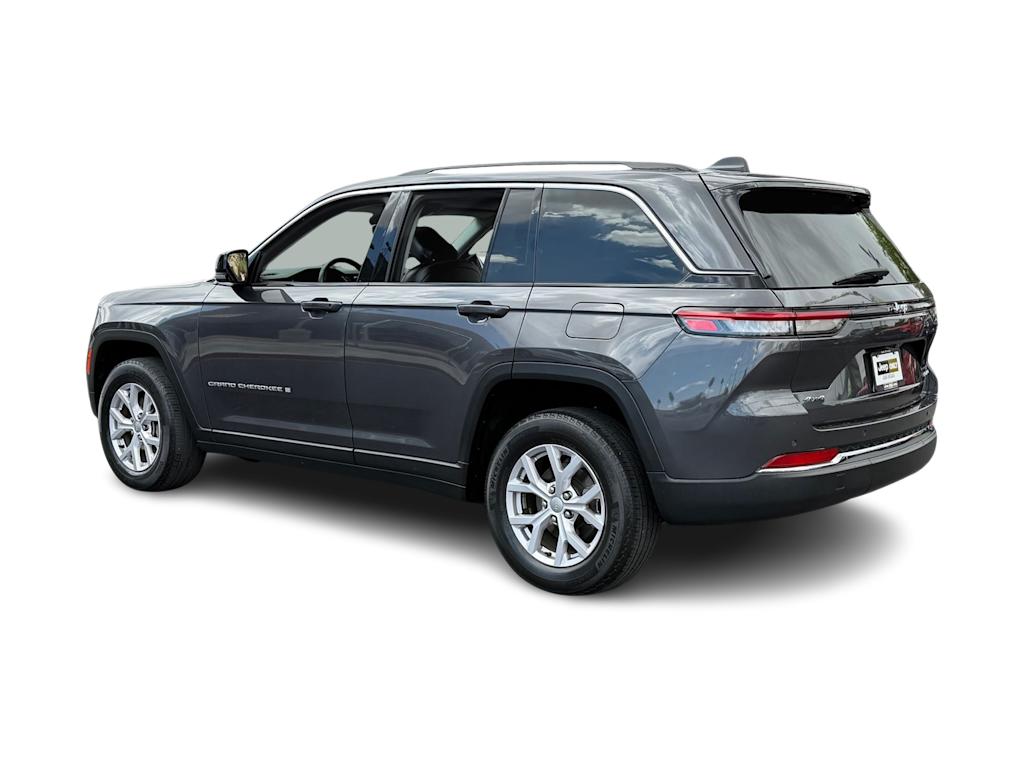 Thumbnail: 2022 Jeep Grand Cherokee - 4