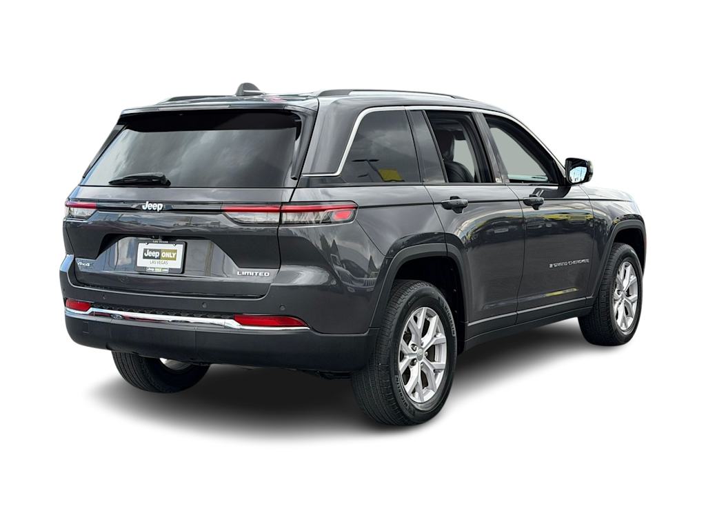 Thumbnail: 2022 Jeep Grand Cherokee - 18
