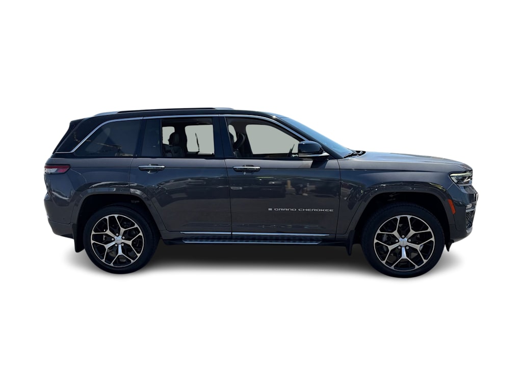 Thumbnail: 2022 Jeep Grand Cherokee - 18
