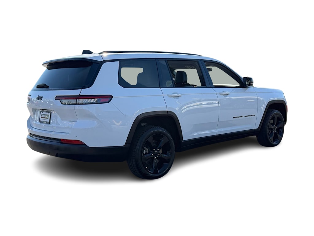 Thumbnail: 2023 Jeep Grand Cherokee L - 19