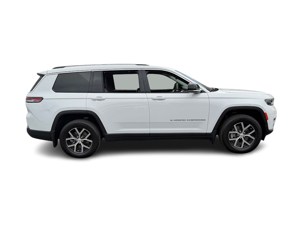 Thumbnail: 2023 Jeep Grand Cherokee L - 19