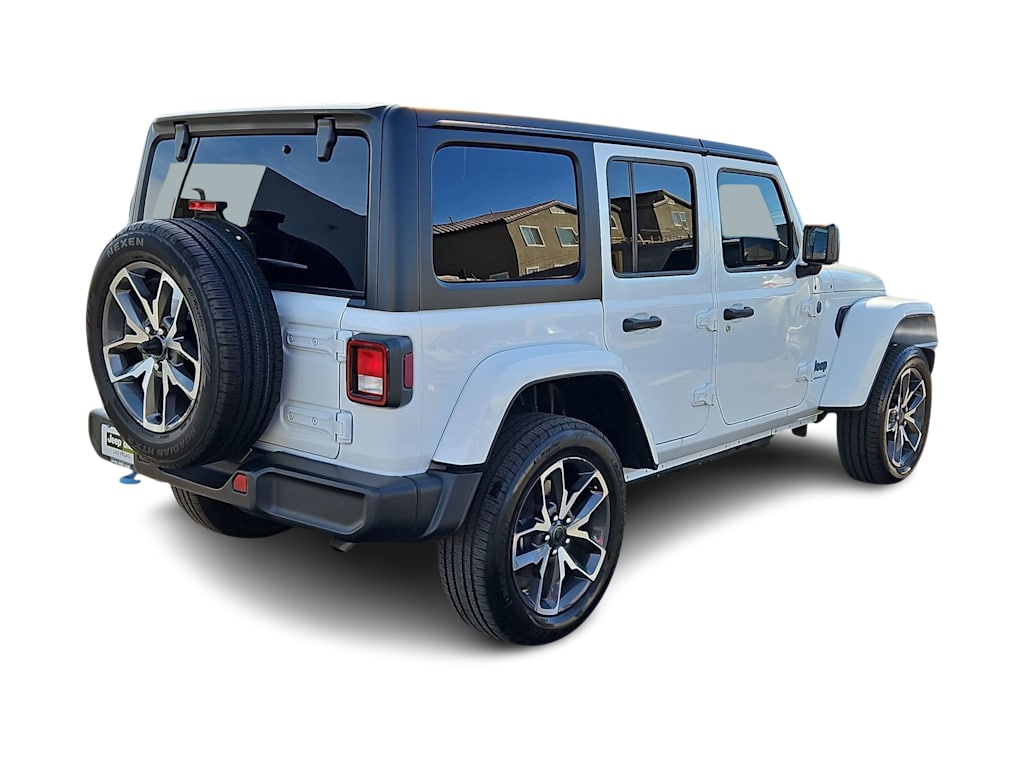 Thumbnail: 2024 Jeep Wrangler - 22