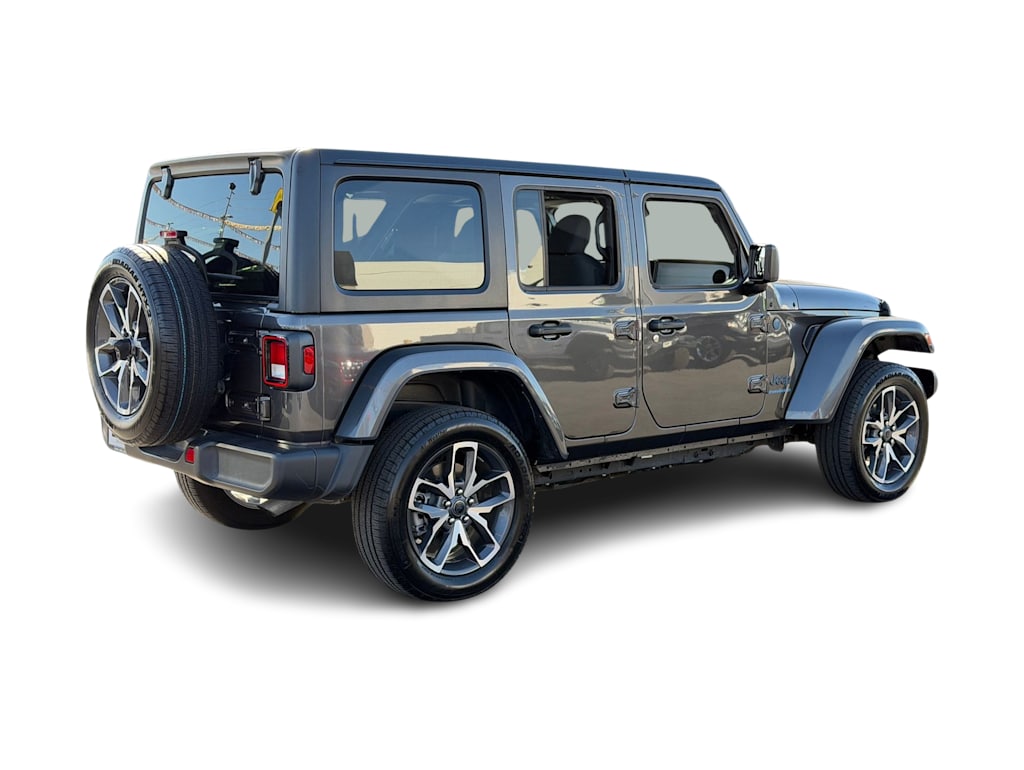 Thumbnail: 2024 Jeep Wrangler - 17