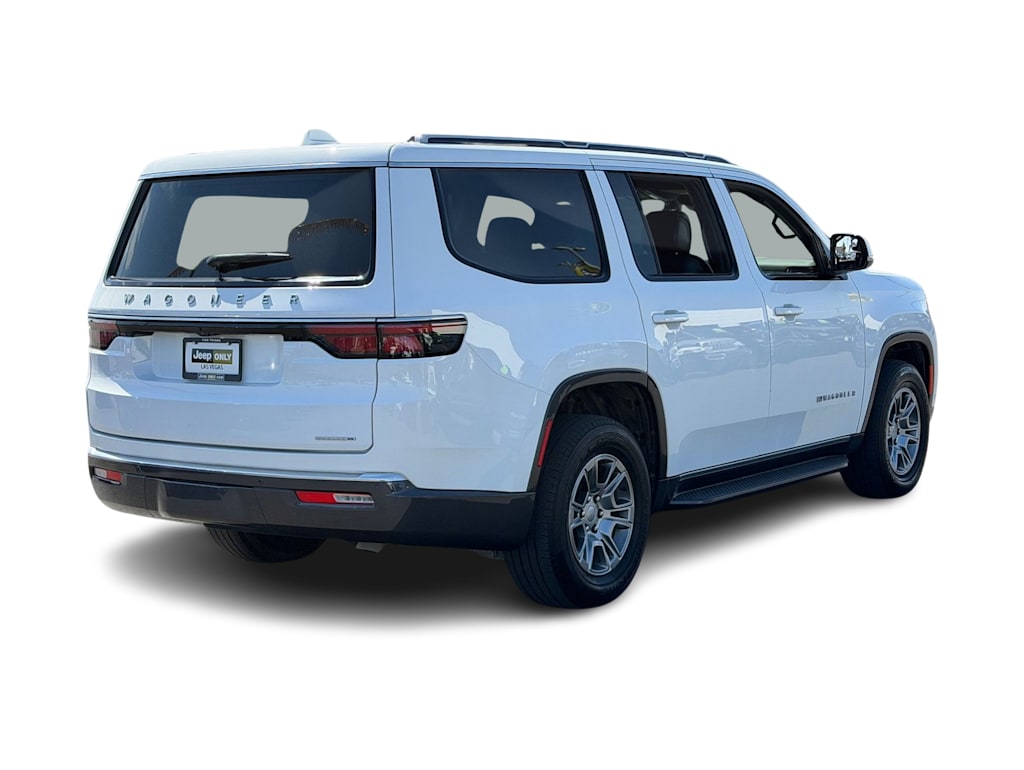Thumbnail: 2022 Jeep Wagoneer - 17