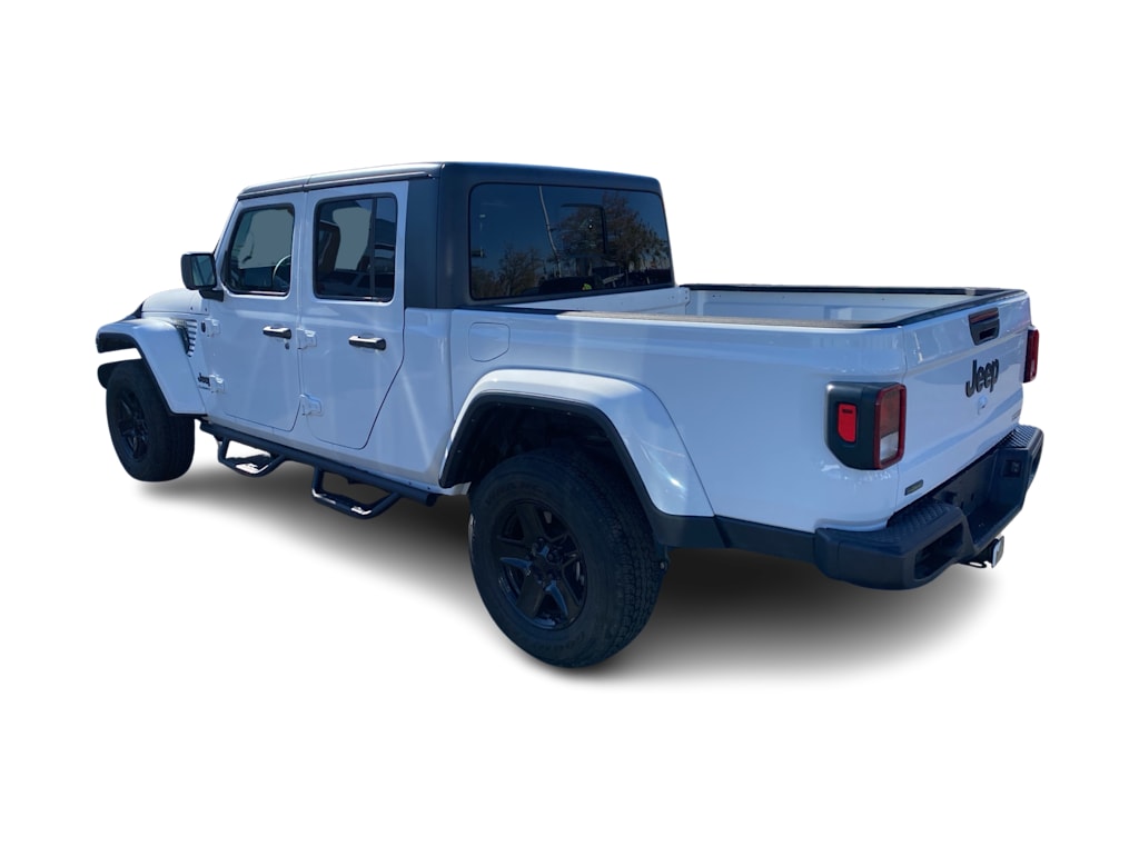 Thumbnail: 2021 Jeep Gladiator - 4
