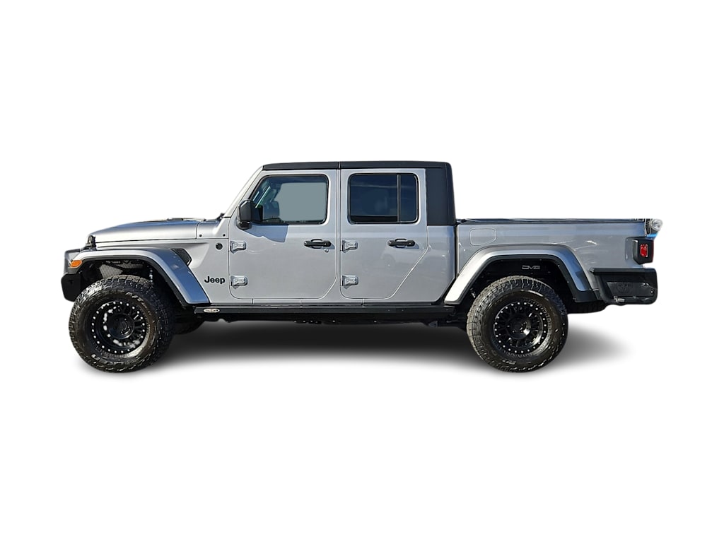Thumbnail: 2021 Jeep Gladiator - 3