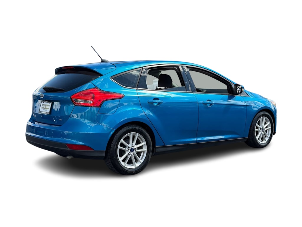 Thumbnail: 2016 Ford Focus - 19